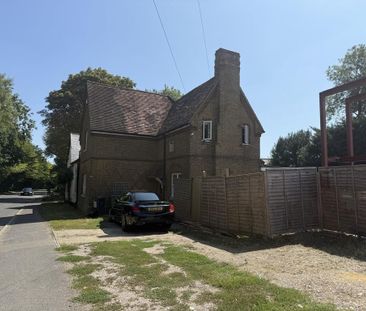 3 bedroom detached house to rent - Photo 5