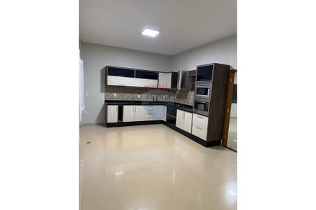 Apartamento Espaçoso no Centro de L. E. Magalhães - Photo 3