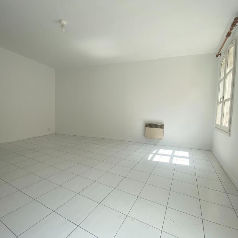 Location Appartement 2 pièces 56m² AVIGNON 84000 - Photo 1
