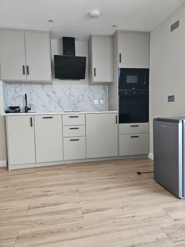 Studio Flat, Finchley Lodge, N12 - Photo 5