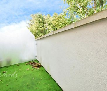 2 bedroom semi-detached house to rent - Photo 6