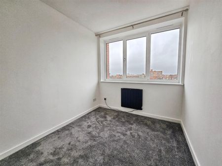 2 Bedroom Apartment to Rent in Baronson Gardens, Northampton, NN1 - Photo 3
