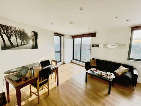 2 bedroom apartment to rent - Photo 5