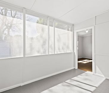 Cosy Well Presented 4 Bedroom Home! - Photo 4