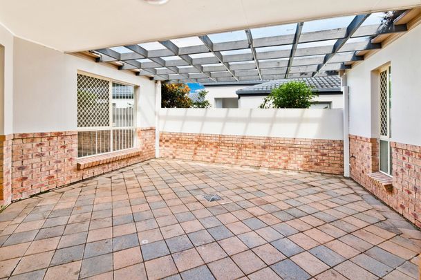 5 Glenalta Place, 4226, Robina Qld - Photo 1