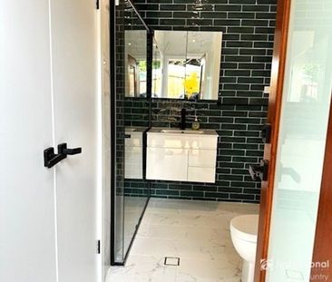 Free Standing Secluded Cottage - Photo 6