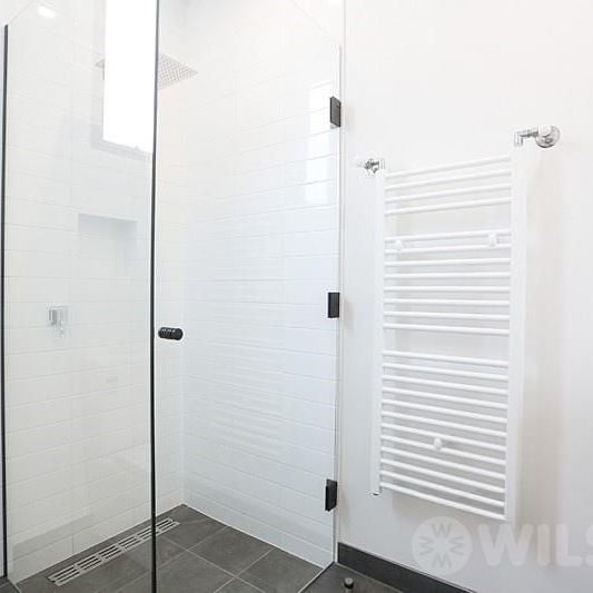 Stylish Inner-City Living in the Heart of South Melbourne - Photo 1