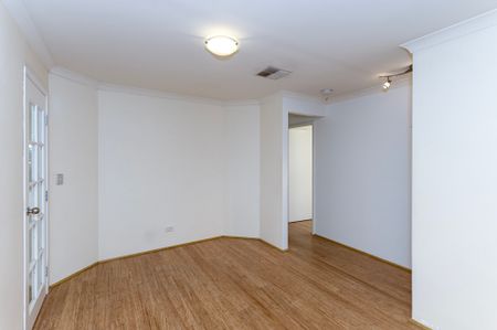 34 Timbercrest Rise, Woodvale WA 6026 - House For Rent | Domain - Photo 4