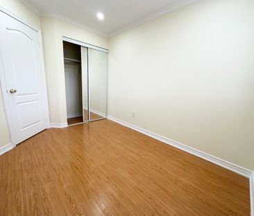 For Lease - 77 Vauxhall Crescent Unit# Main & Second Flr, Brampton,... - Photo 3