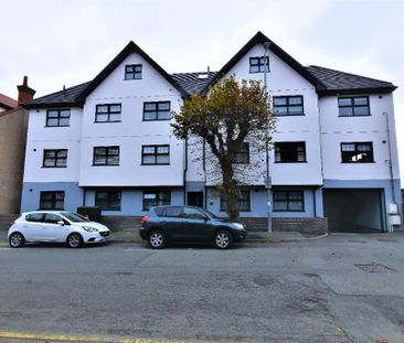 2 bedroom flat to rent - Photo 5