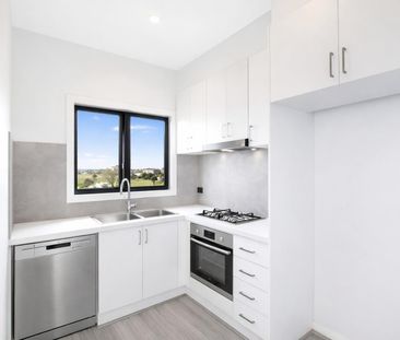 4/59 Gilded Road, Werribee VIC 3030 - Townhouse For Rent | Domain - Photo 4