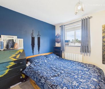 2 bedroom end of terrace house to rent - Photo 3