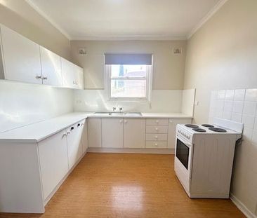 8 Gordon Street, Whyalla Norrie - Photo 3