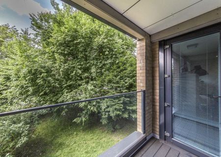 Eltringham Street, SW18 1GS, London - Photo 2