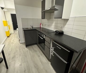 1 Bed Flat, Sir Thomas Street, L1 - Photo 6