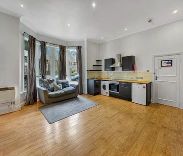 Studio to rent - Photo 6