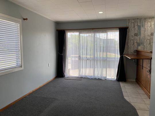 Amazing Location One Bedroom Unit - Photo 1