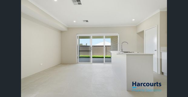 Spacious Brand New Family Home in Prime Clarkson Location - Photo 1