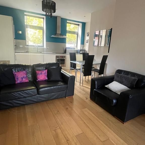 3 bedroom townhouse to rent - Photo 1