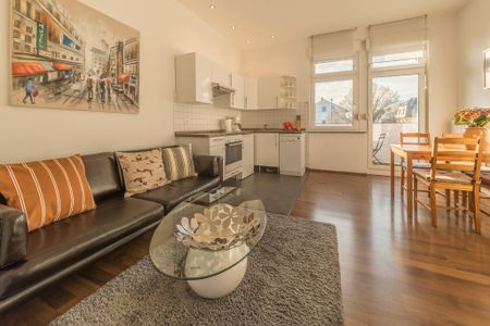 City-Residence: Nette 2-Zimmer-Wohnung in schönem Altbau - Photo 3