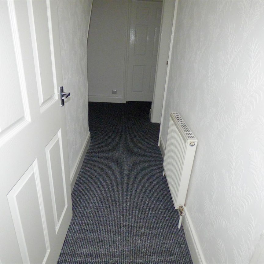 2 bed flat to rent in Tweed Street, Hebburn, NE31 - Photo 1