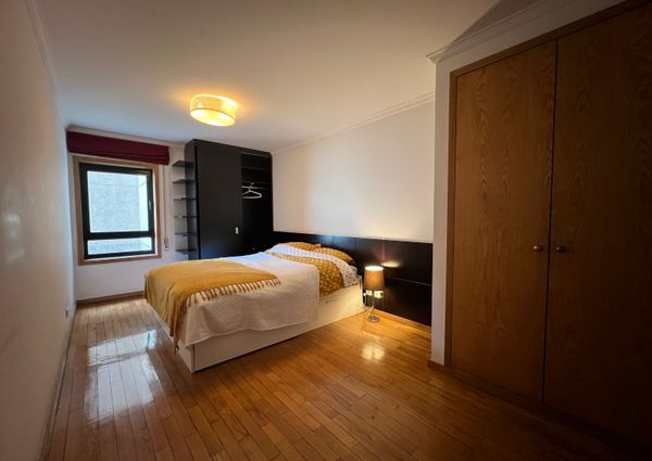 Apartamento T3 para Arrendar Mobilado na Foz do Douro