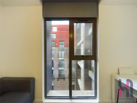 Studio to rent - Photo 5