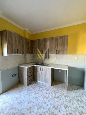 Studio/Γκαρσονιέρα για ενοικίαση Καλλιθέα - Άγιοι Θεόδωροι (Συκιές) - Φωτογραφία 3