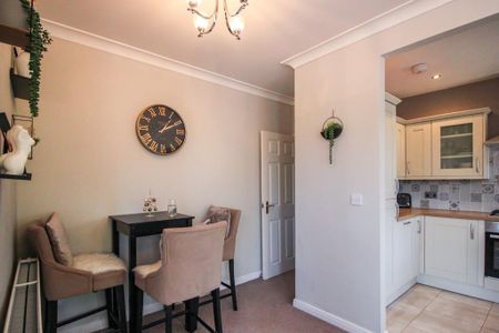 2 bedroom apartment to rent - Photo 5