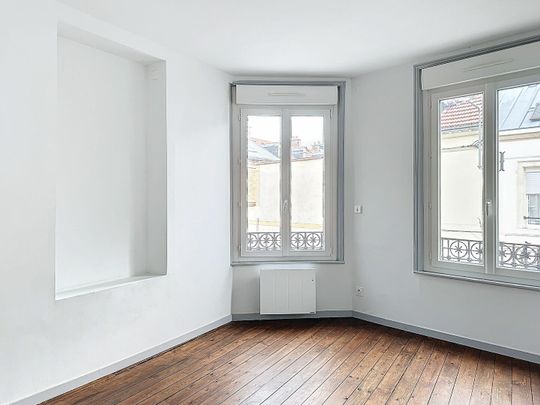 Appartement à louer - REIMS- RUE DE CERNAY - Photo 1