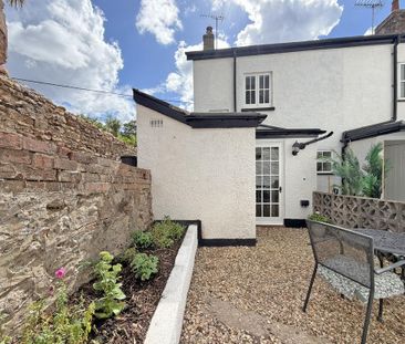 2 bedroom semi-detached house to rent - Photo 6