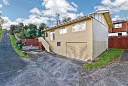 Property Management1/61a Target Rd, Totara Vale - Townhouse for Rent - Photo 1