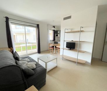 Location Appartement 1 pièce 23m² - Photo 2