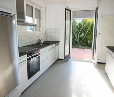 Detached house 10 rooms in Anières - Photo 3