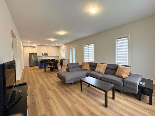 For Lease - 670 Park Road Unit# 1, Innisfil, Ontario - Photo 1