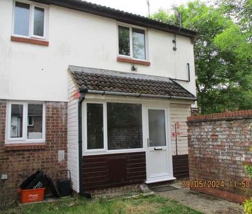 Meadowsweet Close, Haydon Wick, SN25 - Photo 4