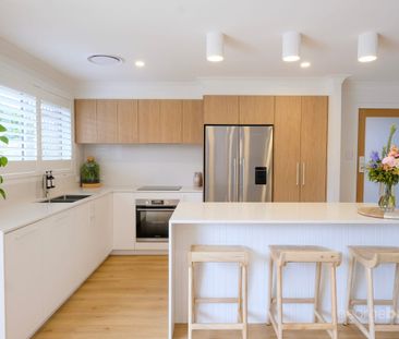 Stylish Coastal Living with Private Garden Oasis - Photo 5