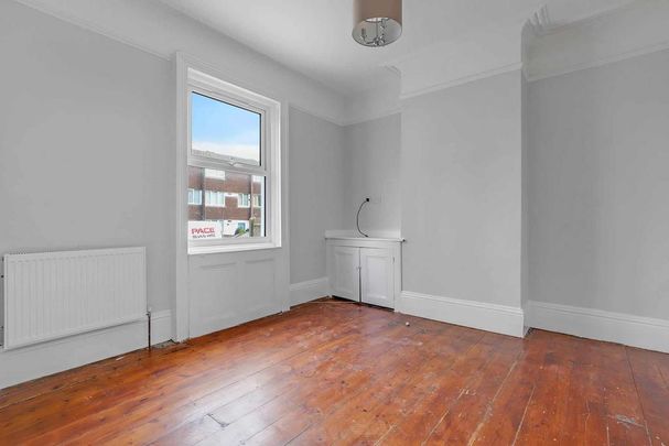 4 bedroom house to rent - Photo 1