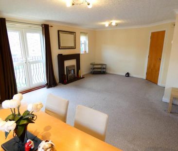 2 bedroom flat to rent - Photo 1