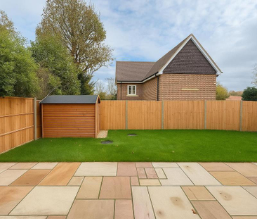 3 bedroom detached house to rent - Photo 3