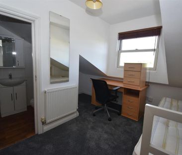5 bedroom apartment to rent - Photo 6