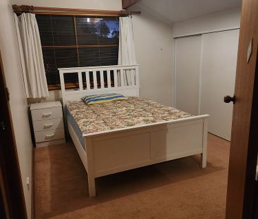 5-bedroom shared house, Tallala Tce - Photo 4