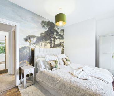 Terraced House to rent on - Photo 2