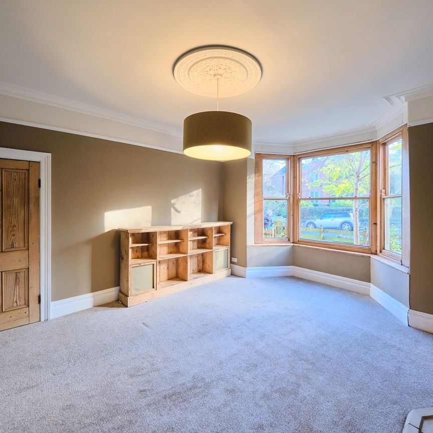 5 Bed Semi-Detached House, Brook Road, S8 - Photo 1