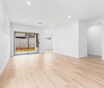 Like New & Ready to call HOME! - Photo 1