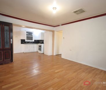 10 Immarna Place Kooringal NSW 2650 - Photo 1