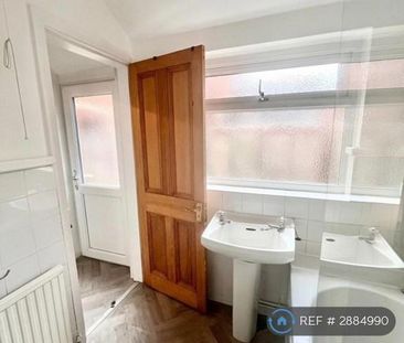 2 bedroom terraced house to rent - Photo 6