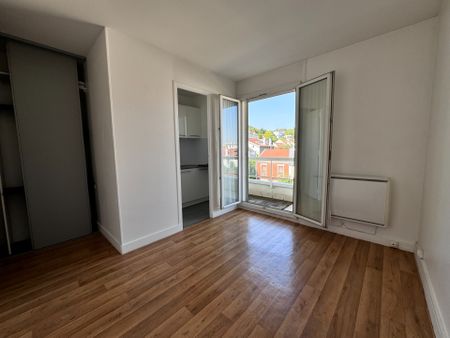 Appartement - 1 pièce - 17,99 m² - Suresnes - Photo 2