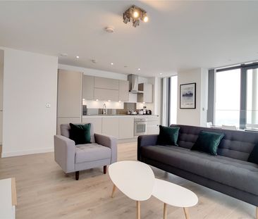 Great Eastern Road London E15 - Photo 1