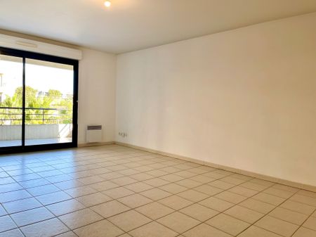 Location Appartement 2 pièces 50m² MONTPELLIER 34000 - Photo 5